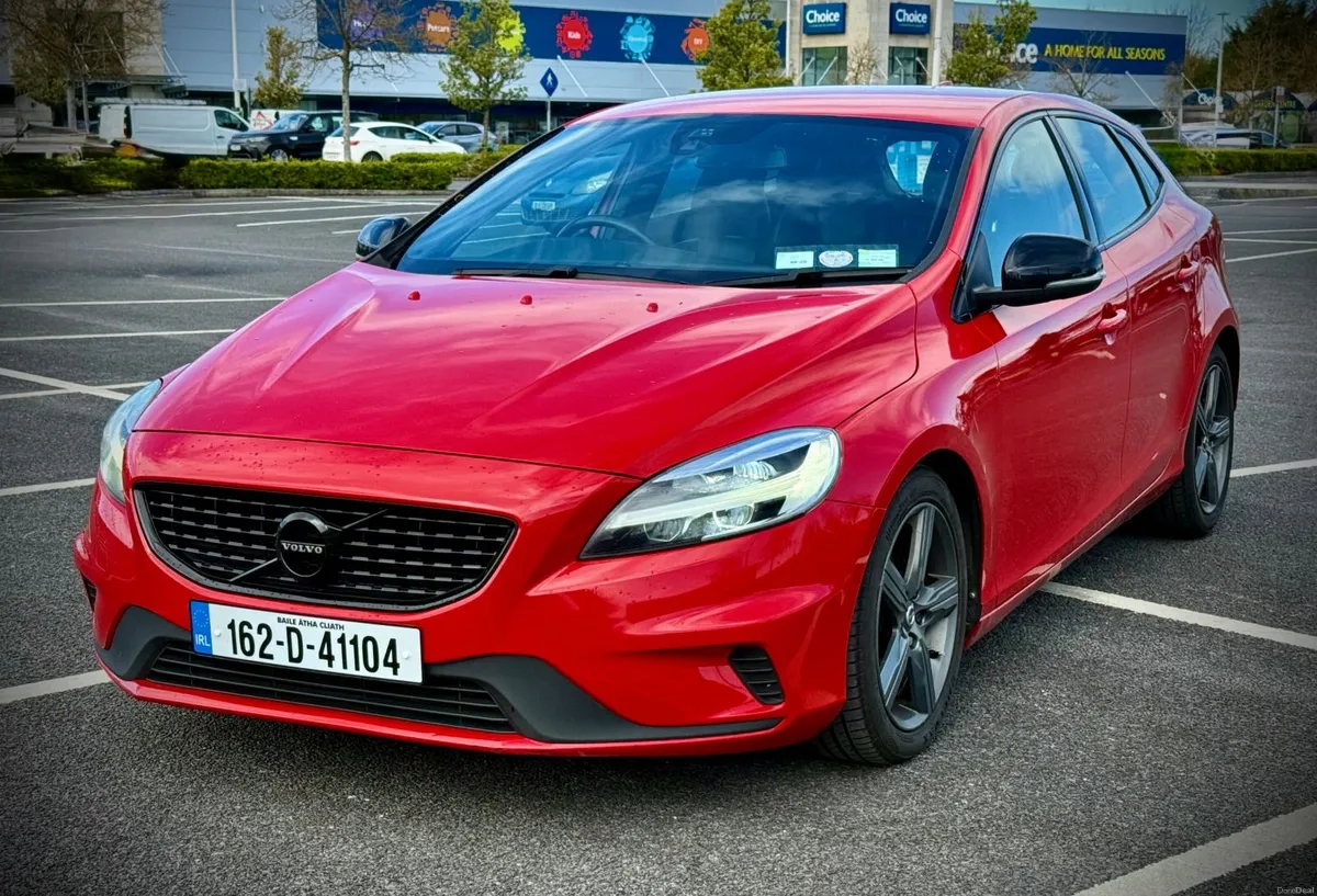 2016 Volvo V40 T2 R-Design - Image 1