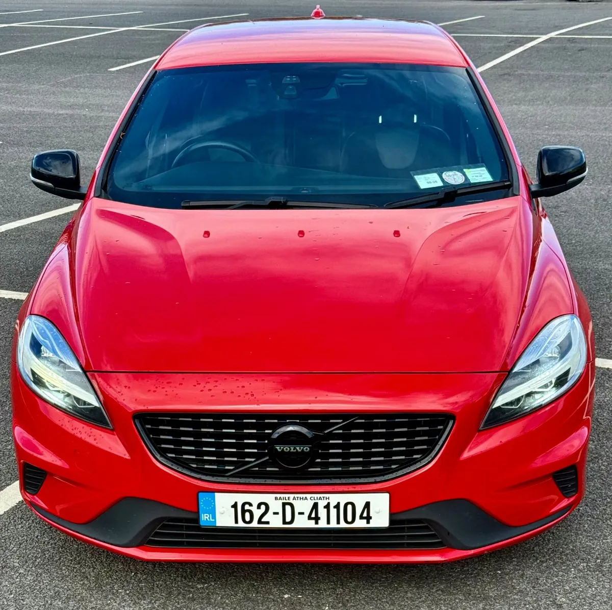 2016 Volvo V40 T2 R-Design - Image 2