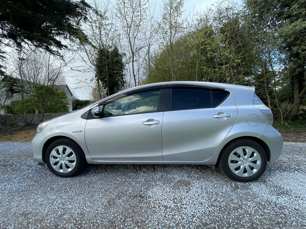 Low Mileage Toyota Aqua 2014-Immaculate condition - Image 4