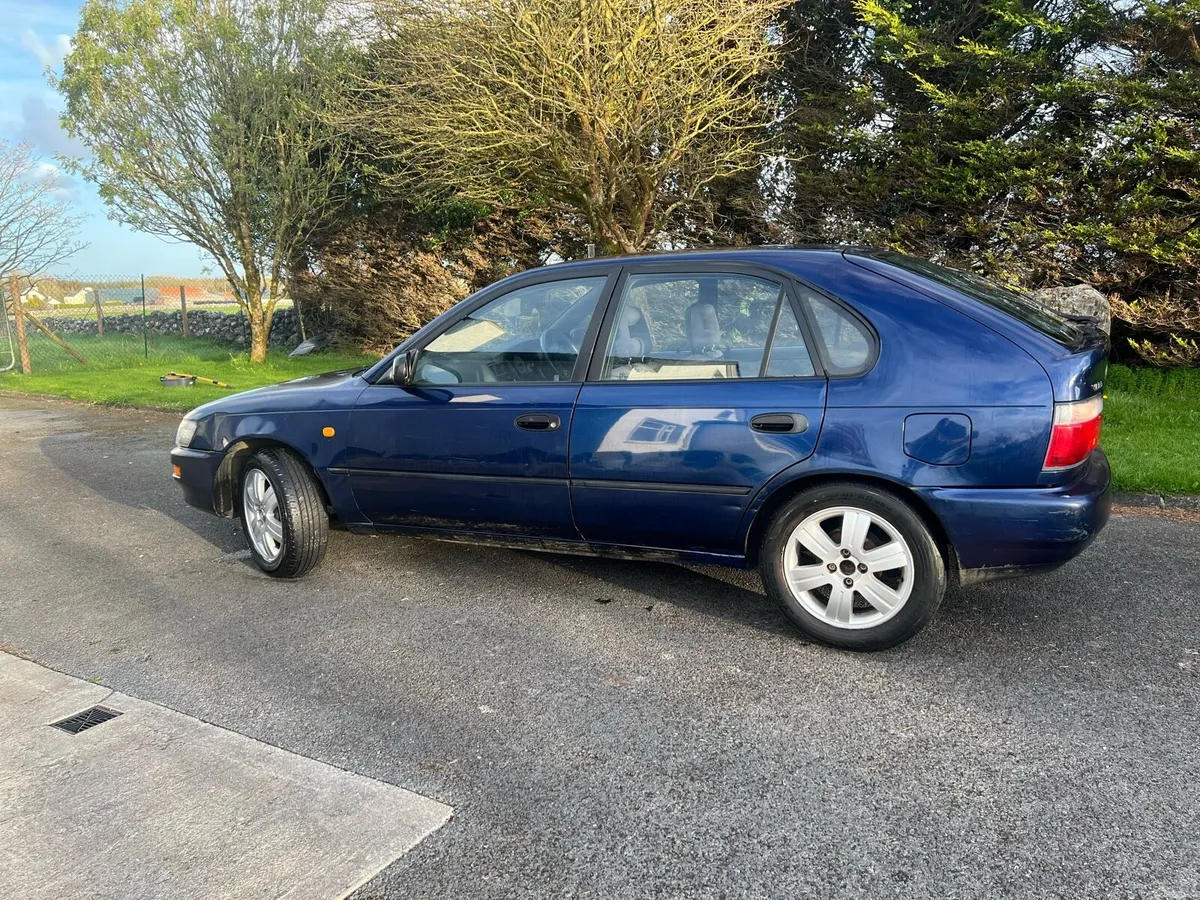 Toyota Corolla 1997 - Image 4