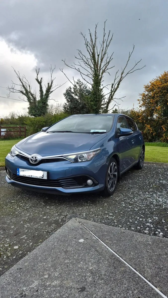 Toyota Auris 2016 - Image 3