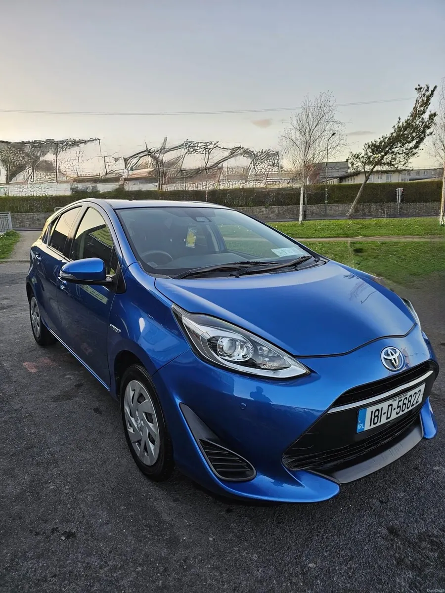 TOYOTA AQUA 2018 AUTOMATIC HYBRID - Image 1