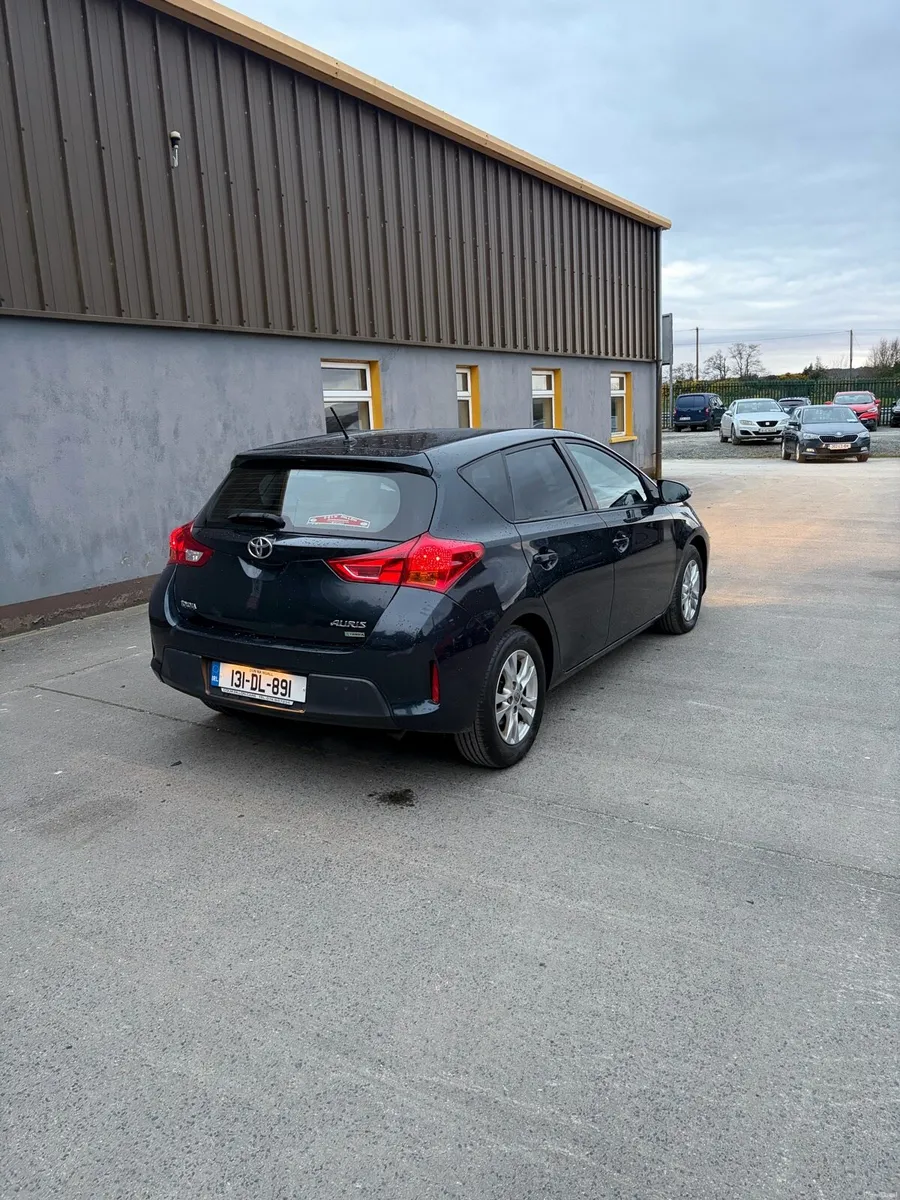 Toyota Auris - Image 4
