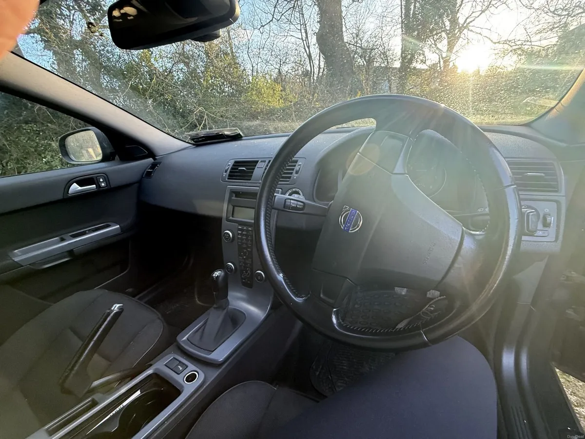 Volvo V50 2010 - Image 3