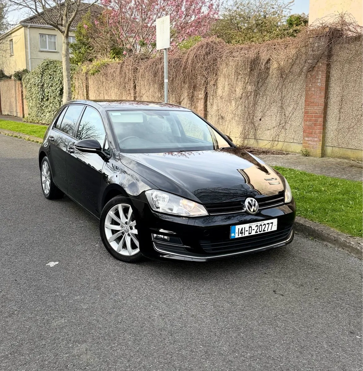 2014 Vw Golf VII /// Highline /// Low miles - Image 1