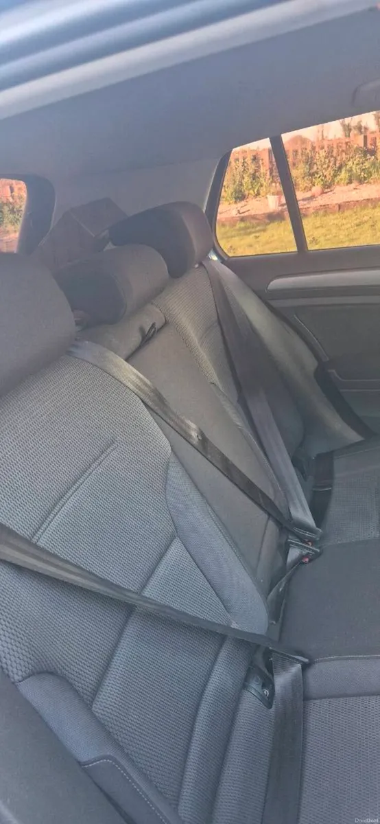 V.W golf 1.6 - Image 4