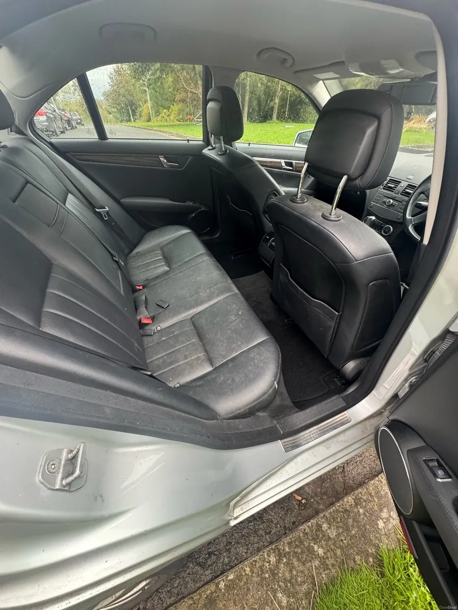 Mercedes C-Class (Automatic) - Image 4