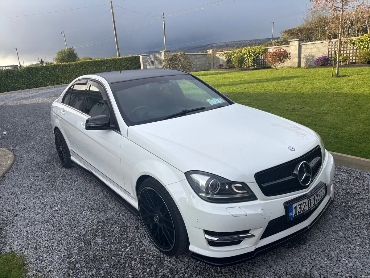 Mercedes-Benz C-Class 2013 - Image 2
