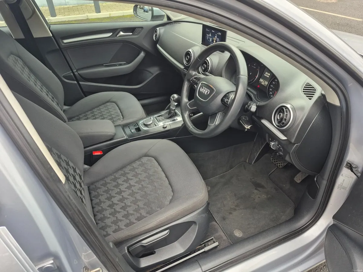 AUDI A3 1.6 TDI SPORTBACK SE TECHNI TECHNIK 110PS - Image 3