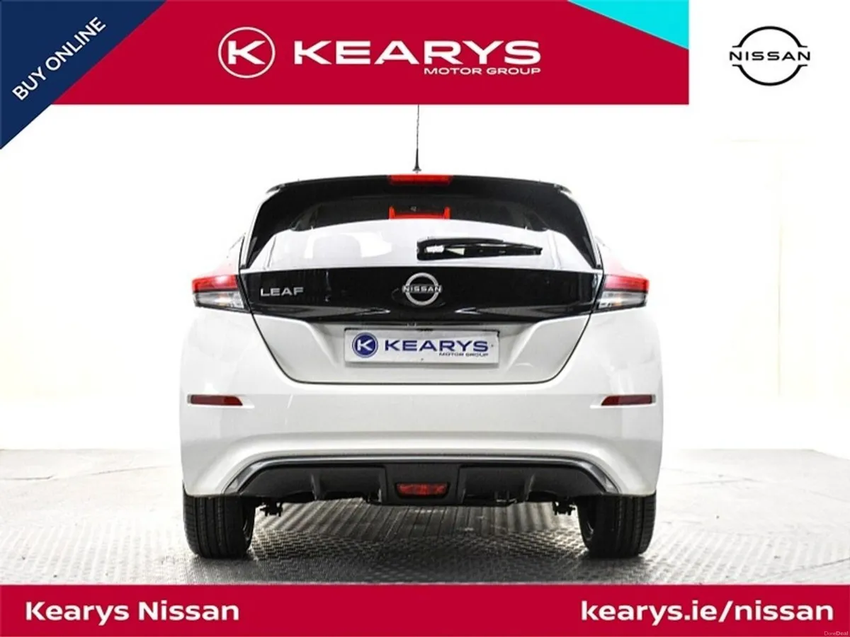 Nissan Leaf SV Premium 62 kWh - ULTRA LOW KILOMETR - Image 3