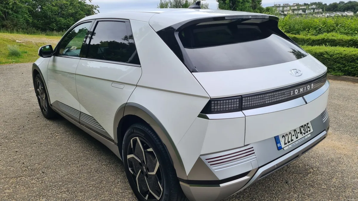 2022 Hyundai IONIQ 5 73kW Premium LE Large Battery - Image 4