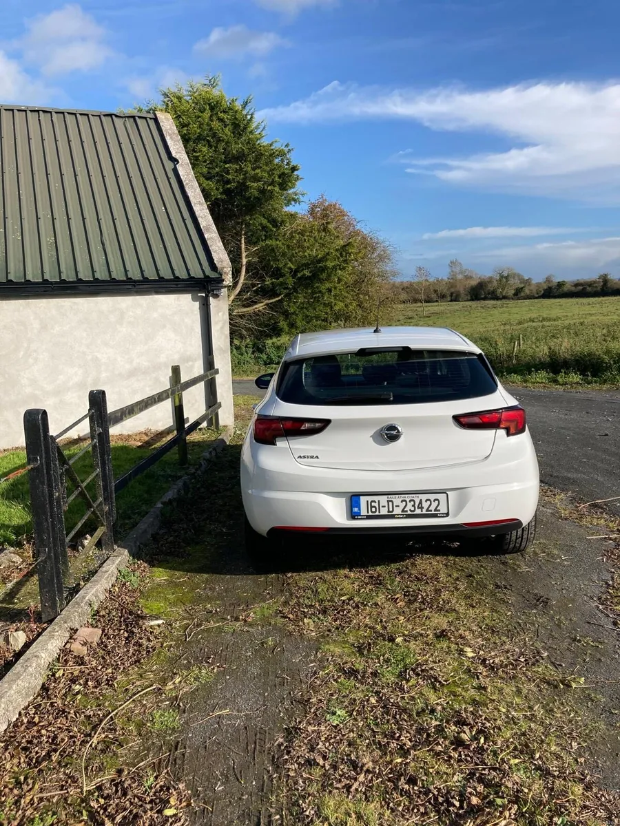 Opel Astra - Image 4