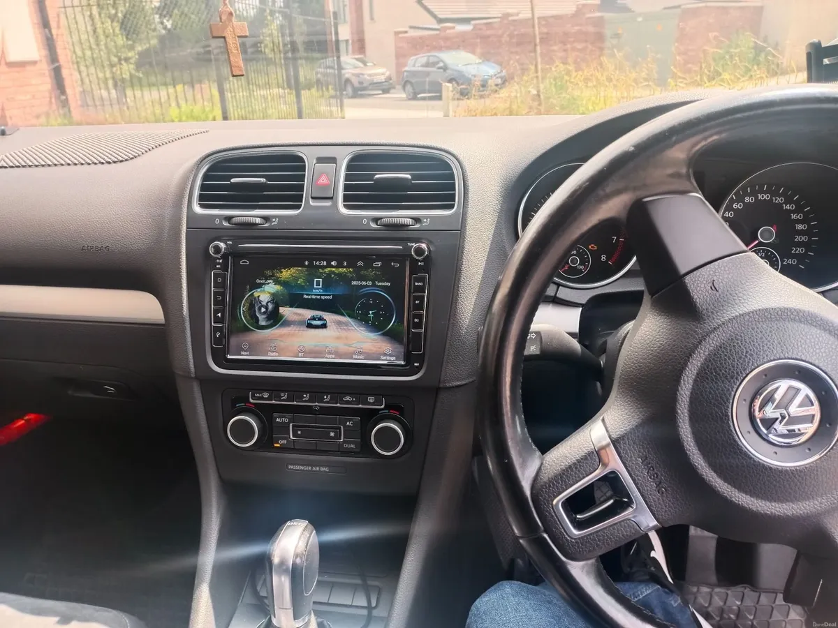 Volkswagen Golf 2012 - Image 1