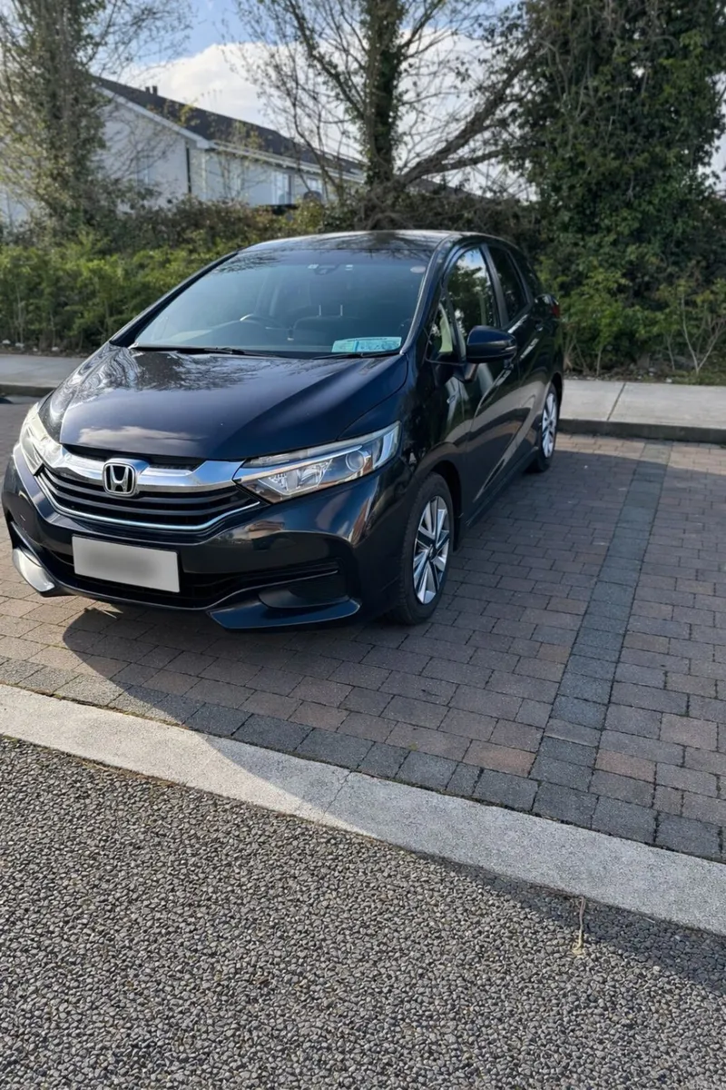 2017 Honda Shuttle Hybrid - Image 4