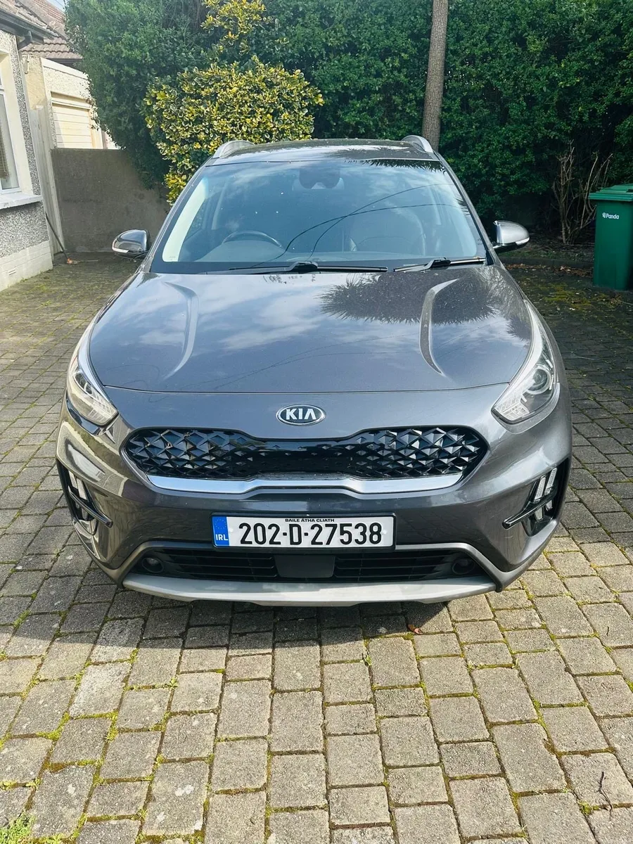 Kia niro hybrid 2020 - Image 1