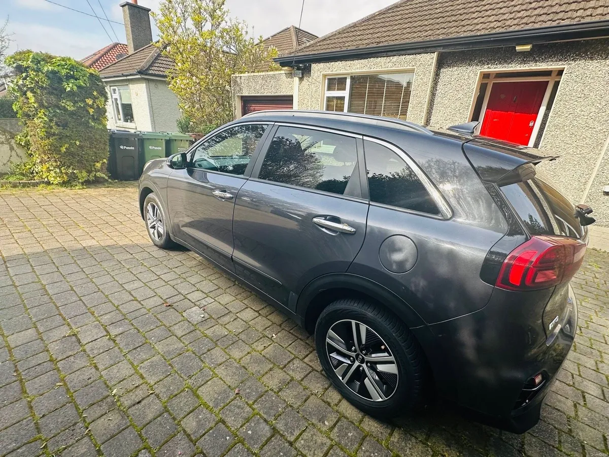 Kia niro hybrid 2020 - Image 3