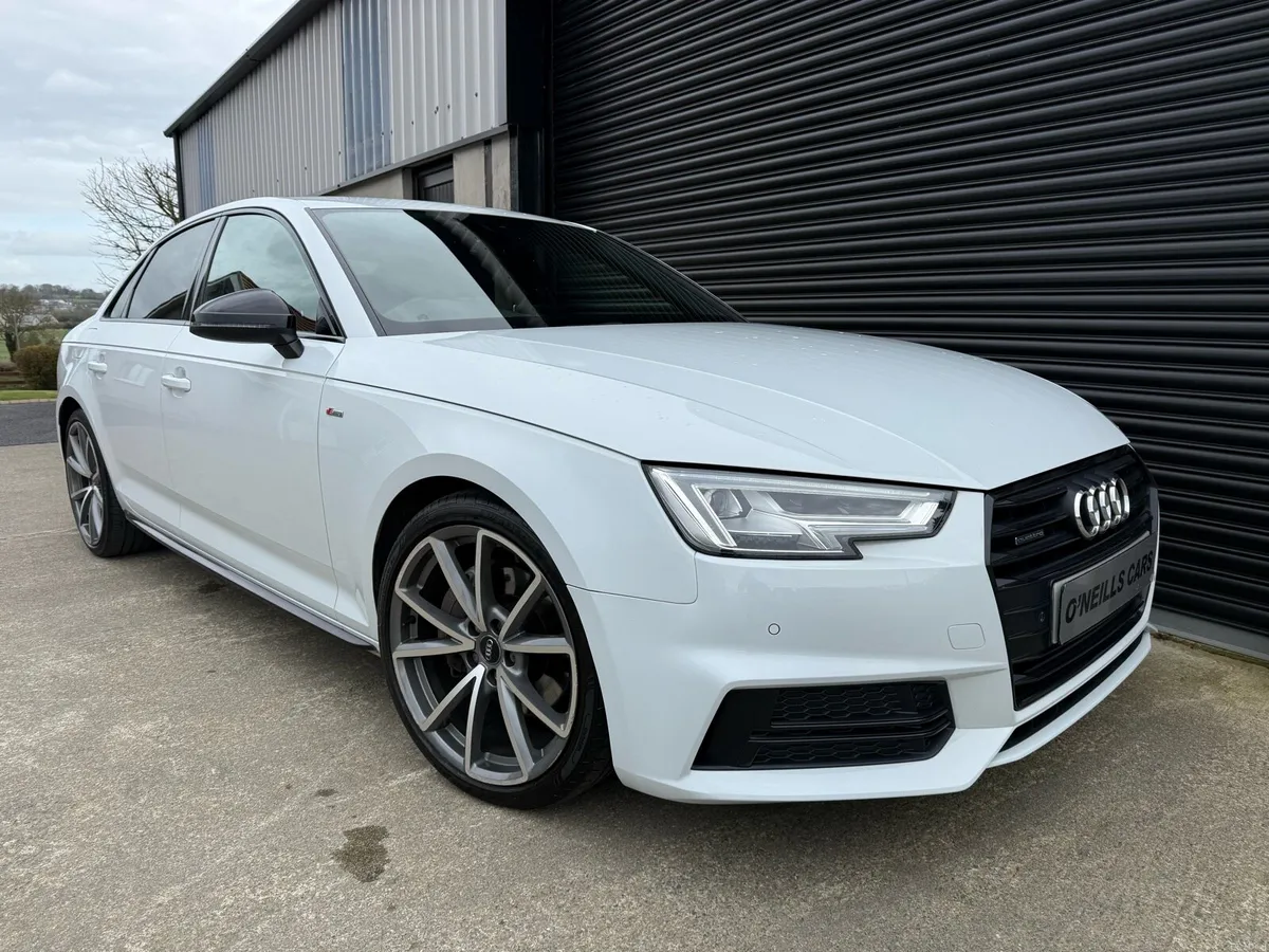 2018 Audi A4 2.0 TDI Black Edition S-T Quattro - Image 3