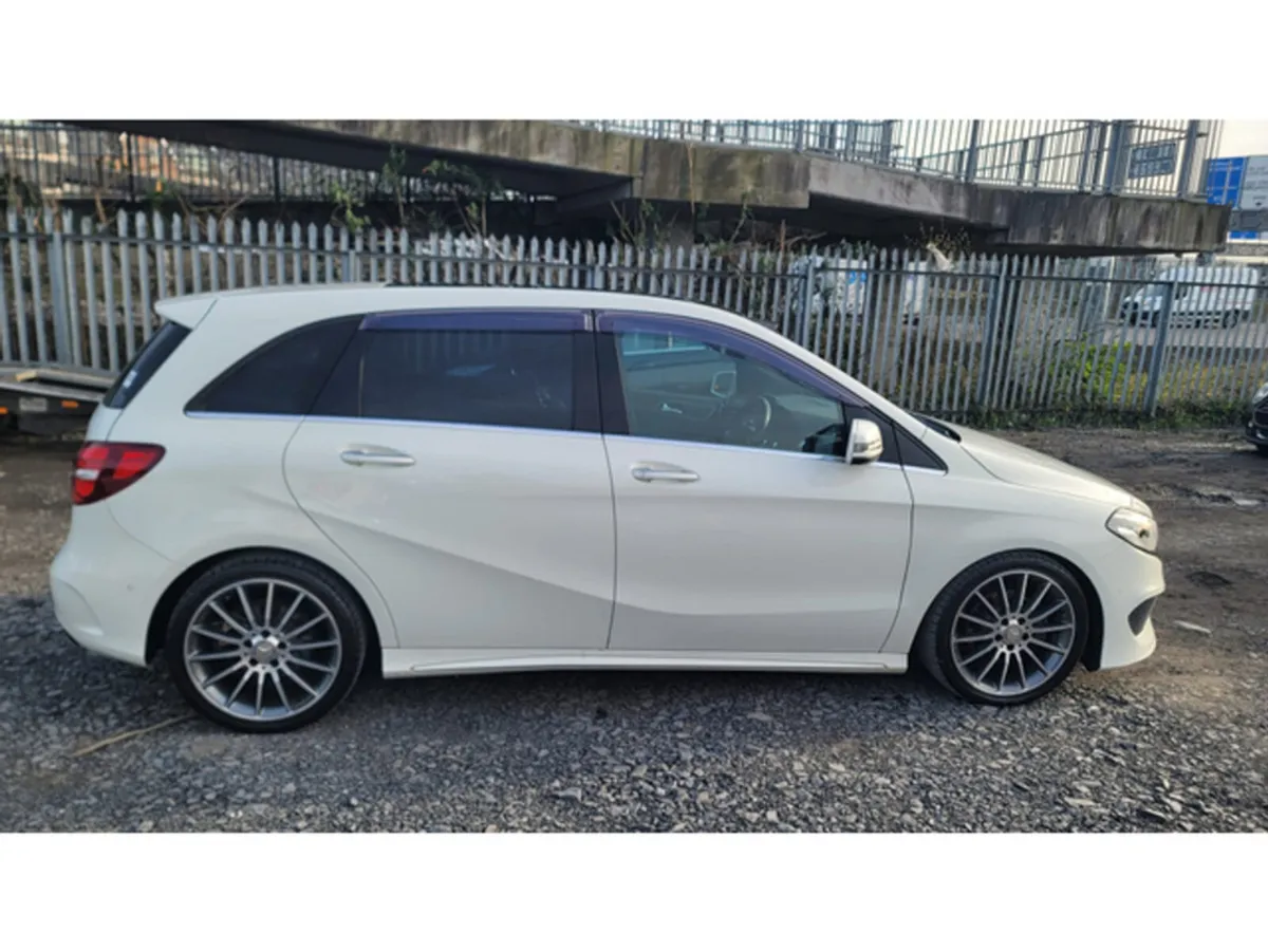 Mercedes-Benz B-Class B180  1.6L Automatic  Low Mi - Image 4