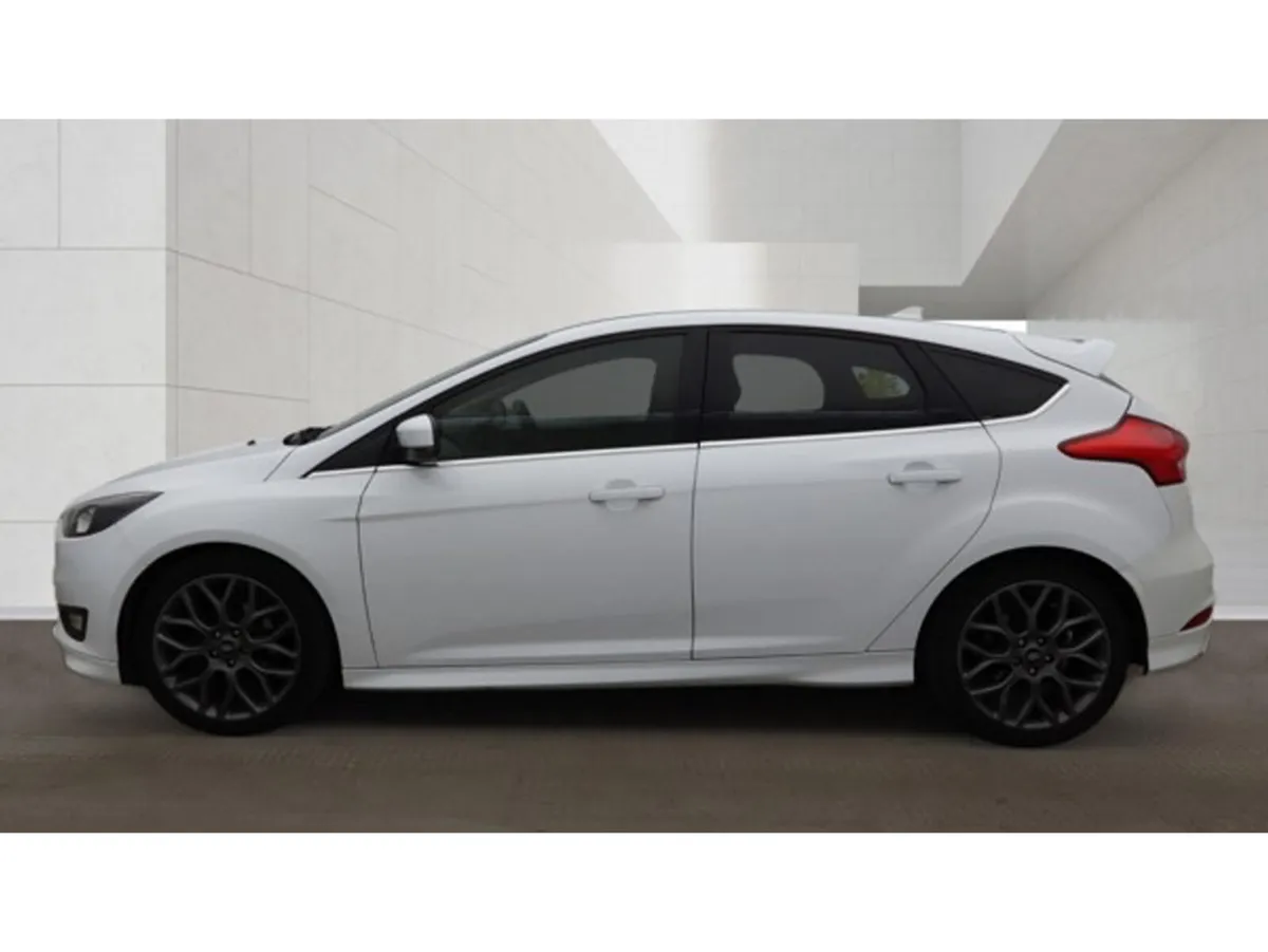 Ford Focus ZETEC S TDCI - Image 4