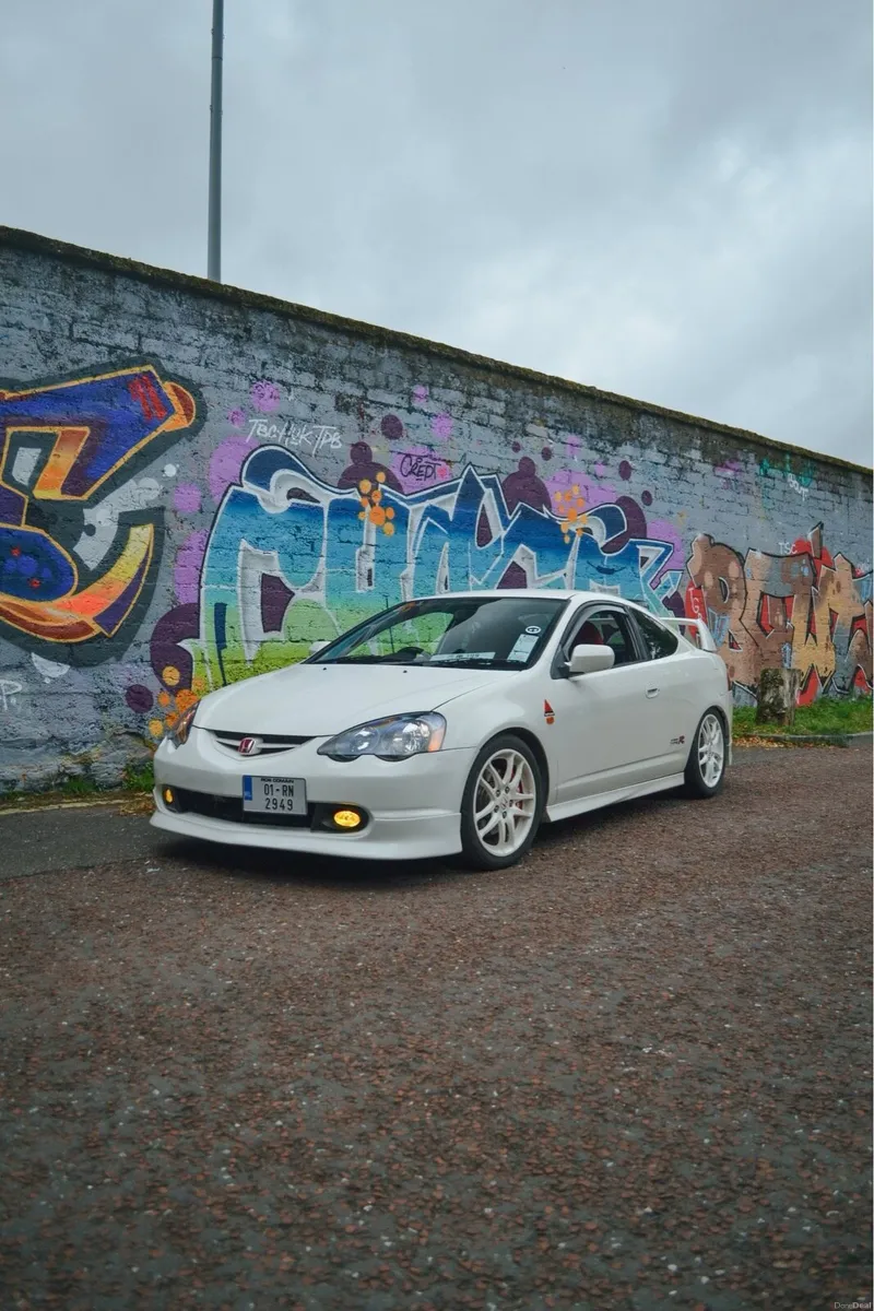 Honda Integra DC5 Type R - Image 1