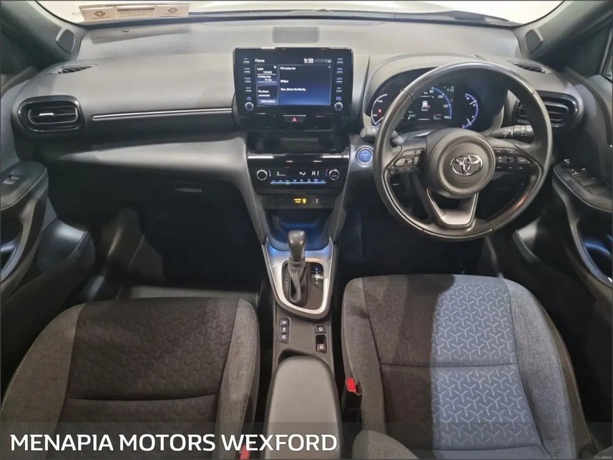 Toyota Yaris Cross Design Hev Auto  VVT-h 116 Star - Image 3