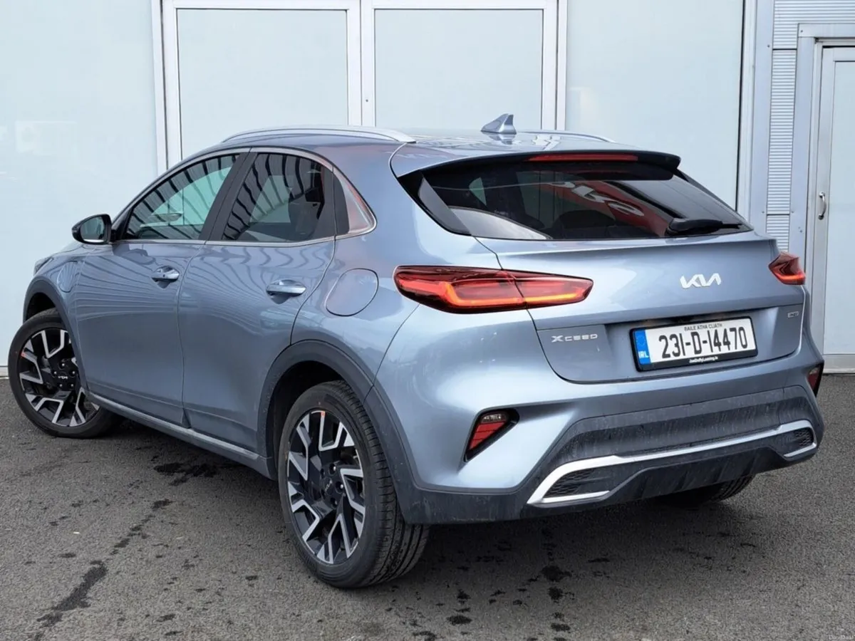 Kia Ceed 1.6 GDI Plug-in Hybrid - Image 3