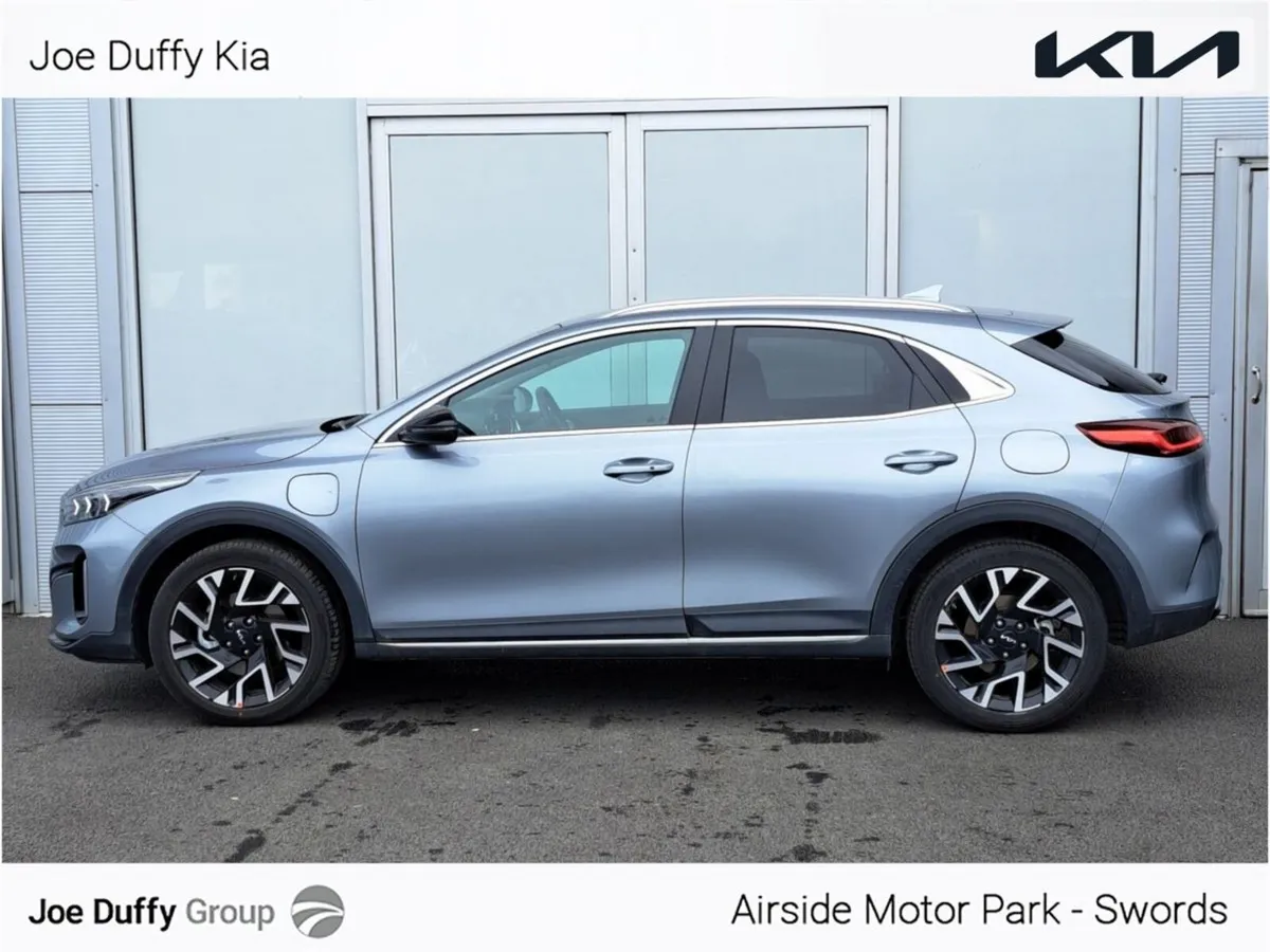 Kia Ceed 1.6 GDI Plug-in Hybrid - Image 4