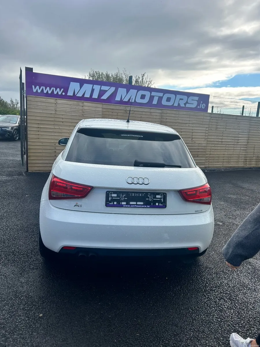 Audi A1 2012 - Image 2