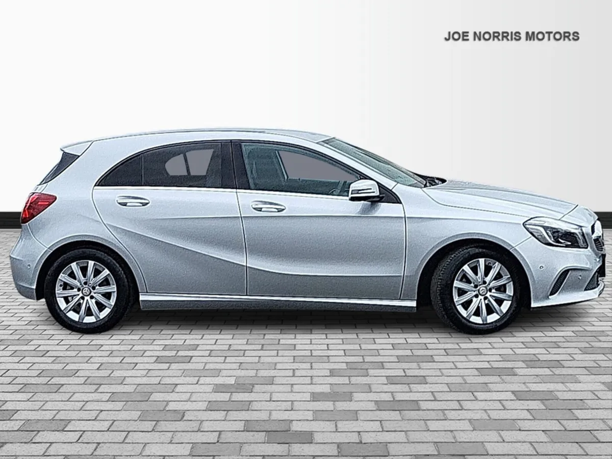 Mercedes-Benz A-Class A180 1.6 AUTOMATIC - Image 4