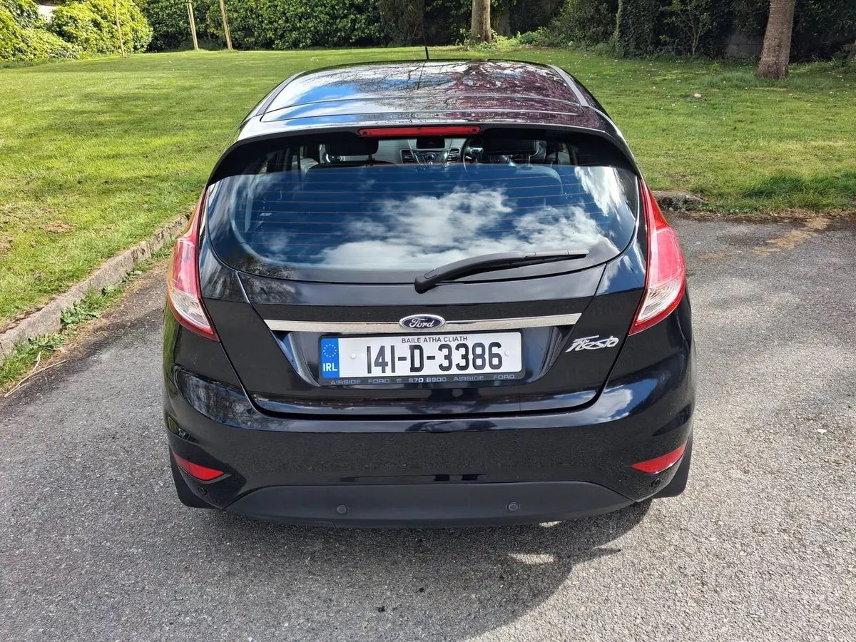 Ford fiesta - Image 4