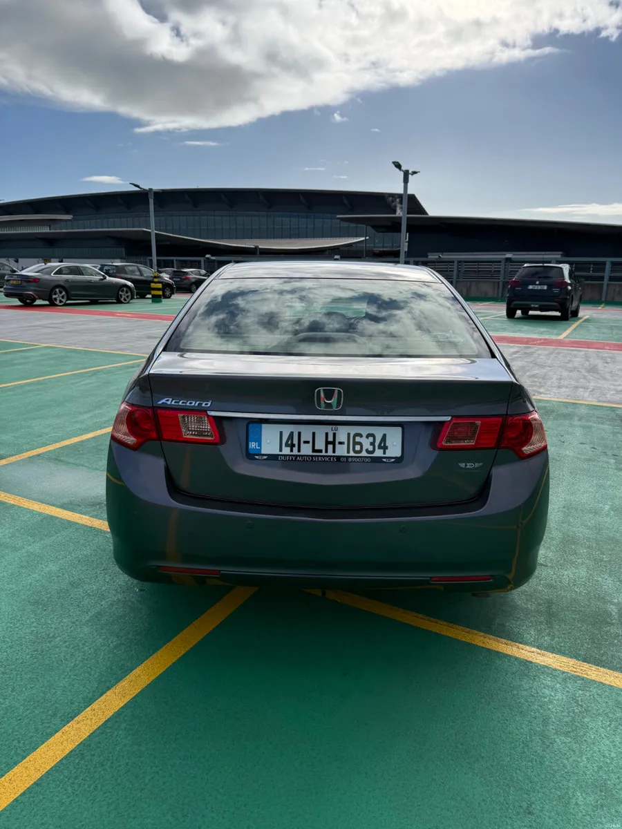 141 Honda Accord 2.2 iDTEC - EXECUTIVE MODEL - Image 5