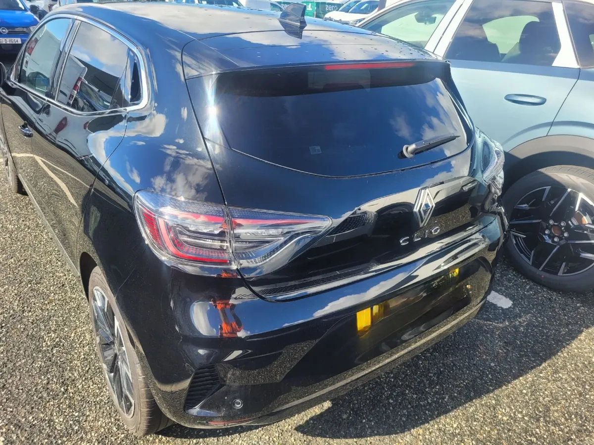 Renault Clio 2025 RS line - Image 2