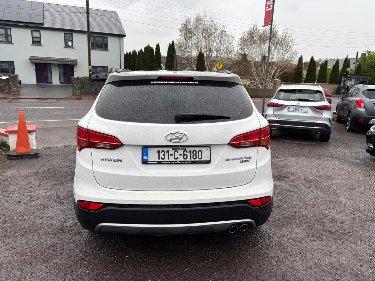 Hyundai Santa Fe 2013  7  SEATER  DIESEL - Image 3