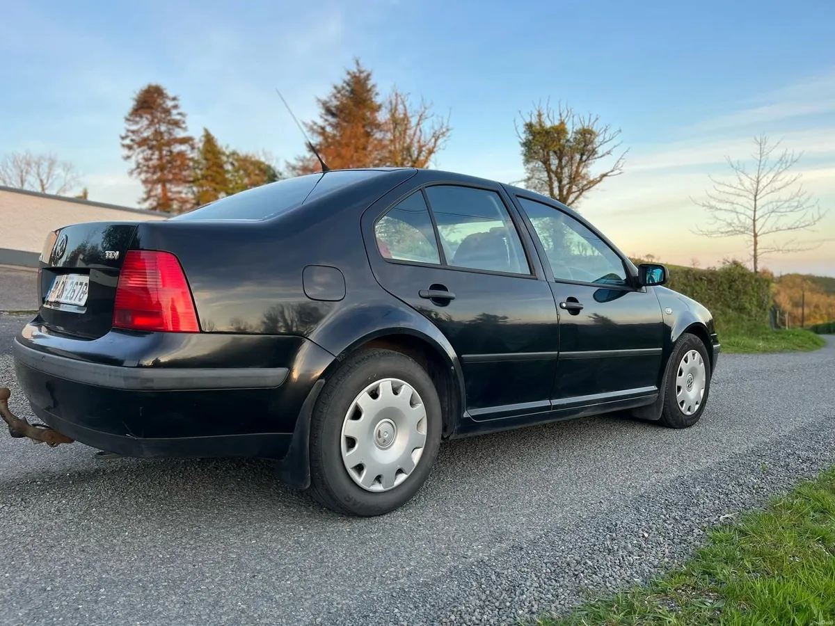 Volkswagen Bora 2004 - Image 4