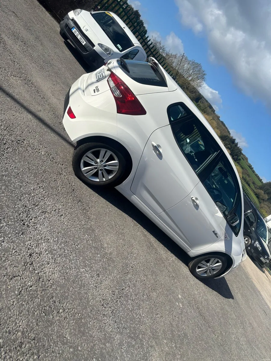 Ix20 petrol - Image 2