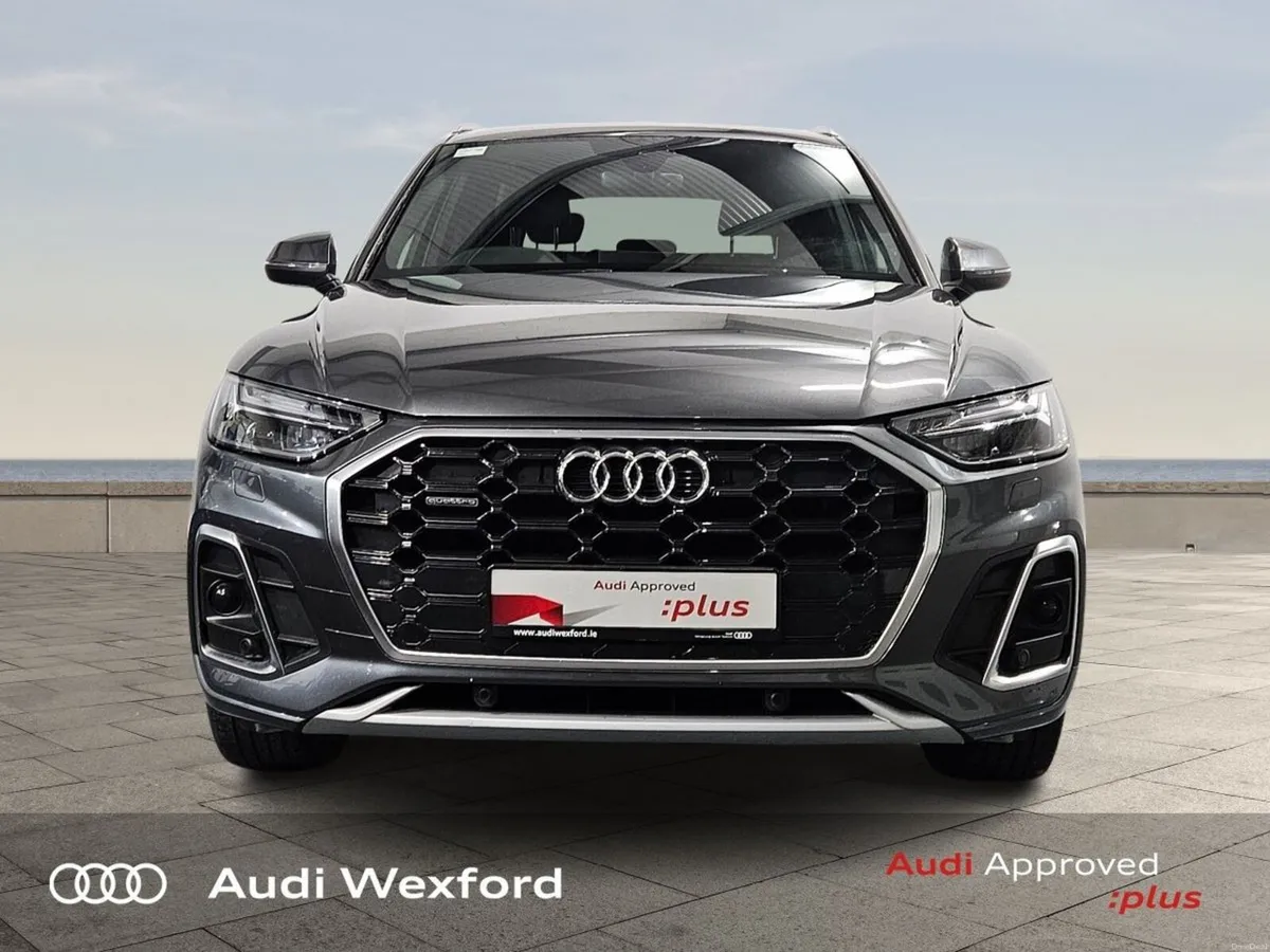 Audi Q5 40TDI Q 204HP Sline S-T €398p/m - Image 3