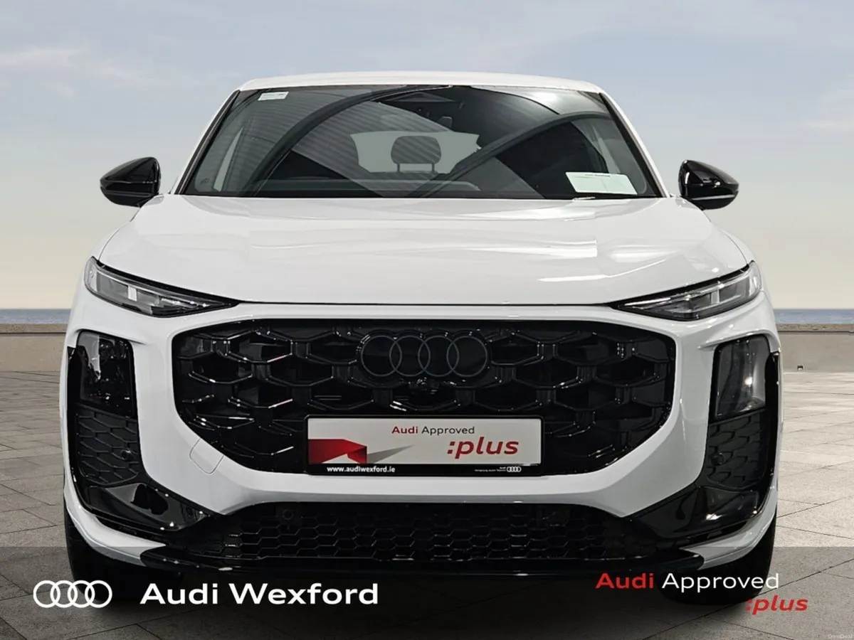 Audi Q3 Audi Q3 Sportback S line e-hybrid 200 kW S - Image 3