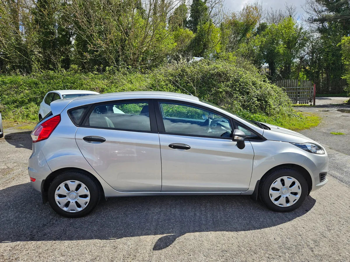 Ford Fiesta 2013 1.2 low mileage only 105klm - Image 3