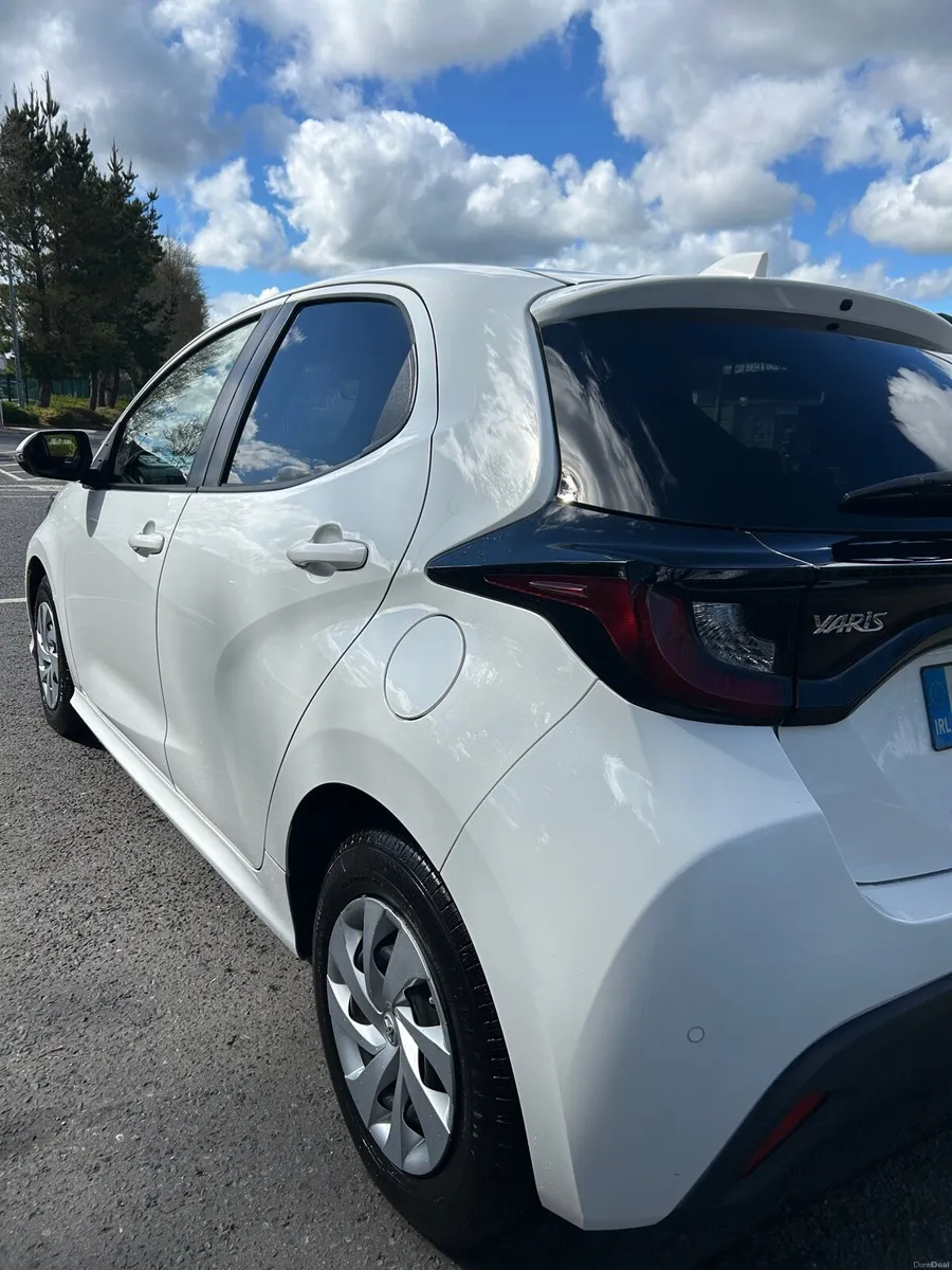 Toyota Yaris 2020 |1.0 Auto| 67000km | push start - Image 3