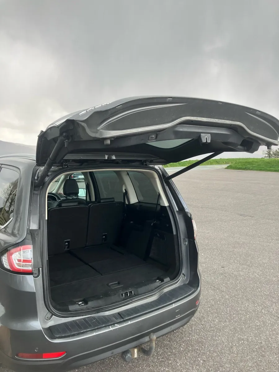 Ford Galaxy Titanium - Image 4
