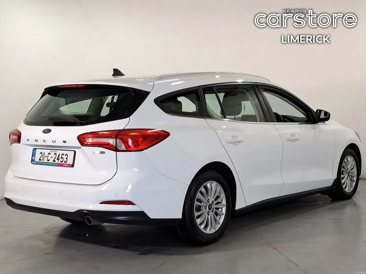 Ford Focus 1.0T EcoBoost Hybrid 125PS Titanium - Image 3