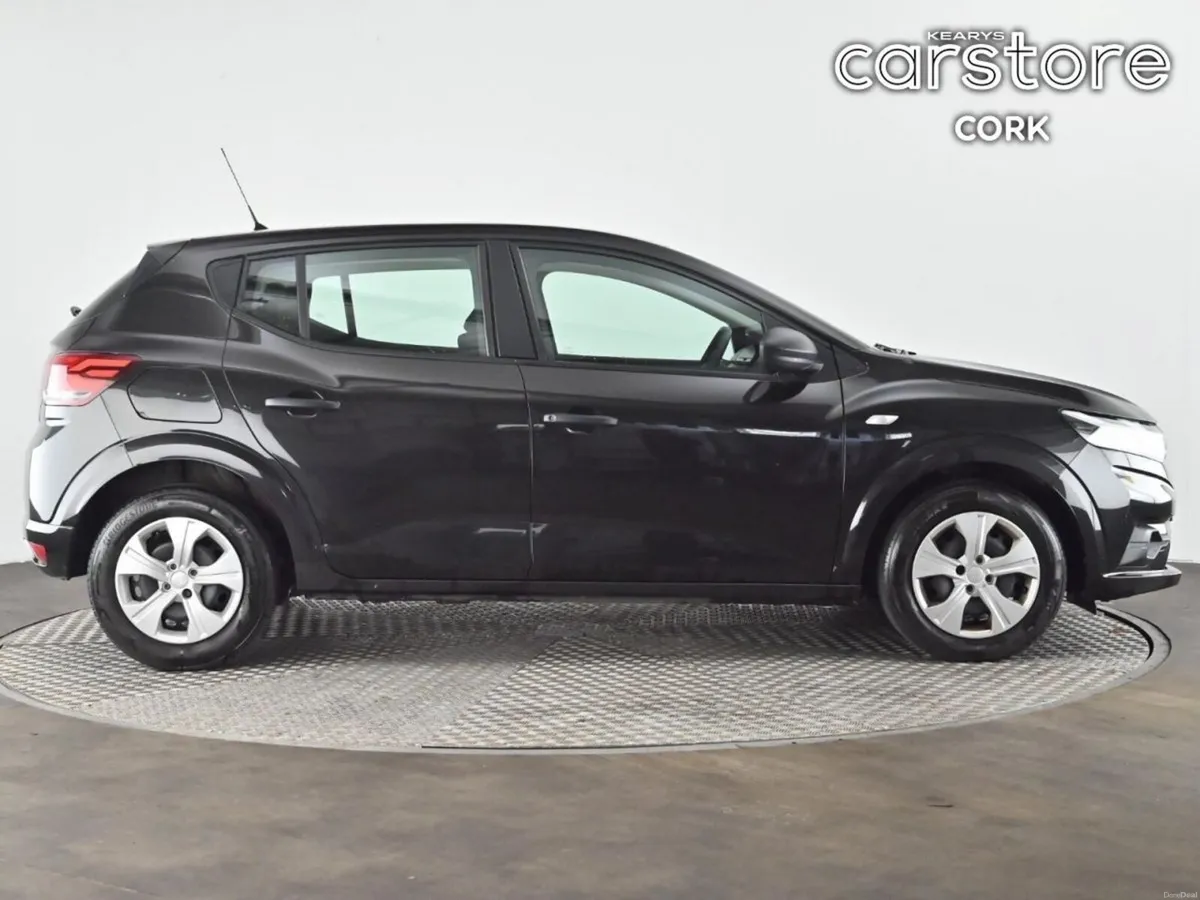 Dacia Sandero TCe 90 Essential - Image 2