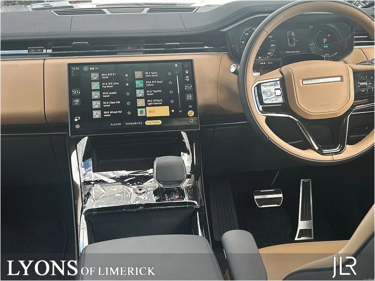 Land Rover Range Rover Sport 3.0 PHEV 460PS Dynami - Image 4