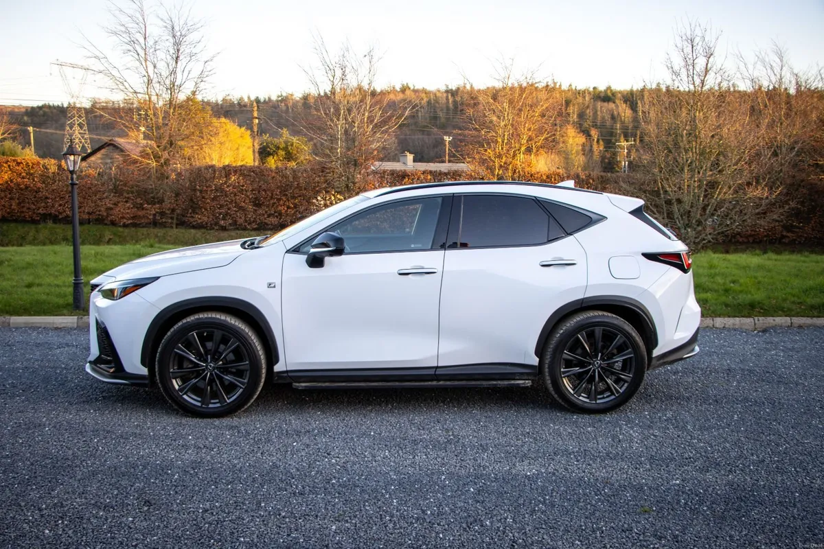 Lexus NX450h+ F-Sport. Fully optioned with Sunroof - Image 4