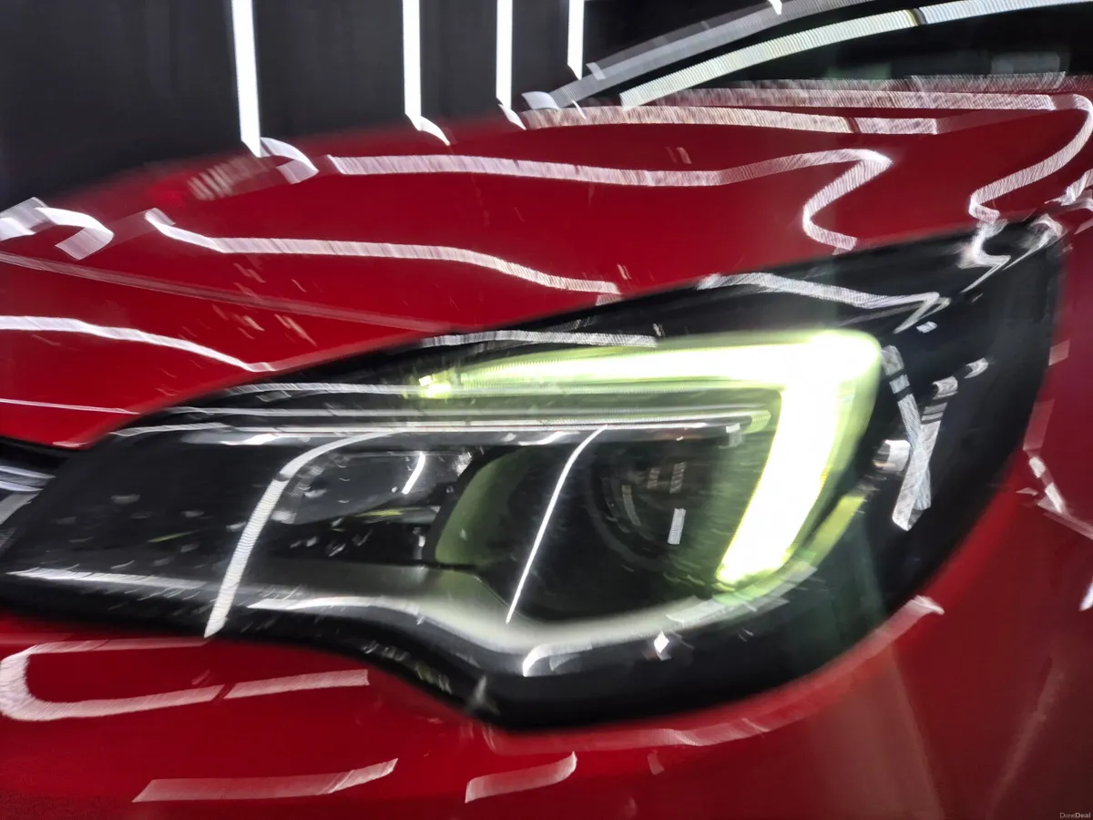 Opel Astra 2018 - Image 2