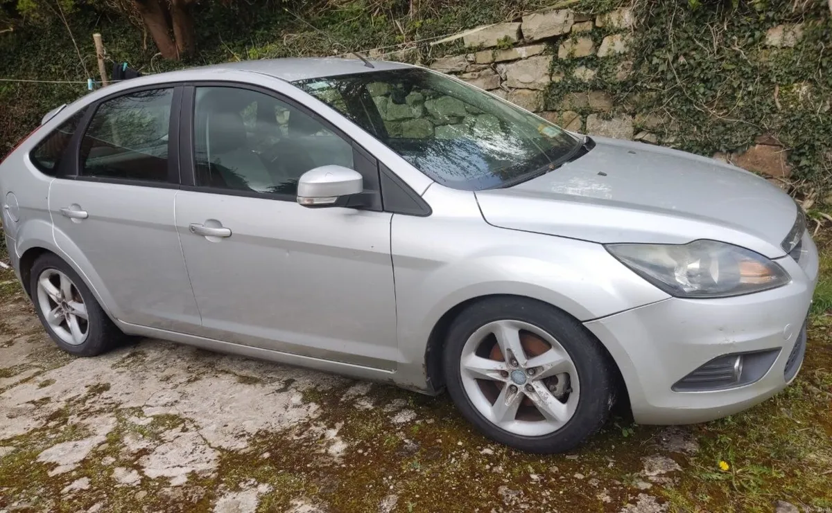 Ford Focus MK2 2009 1.6hdi silver - Image 3