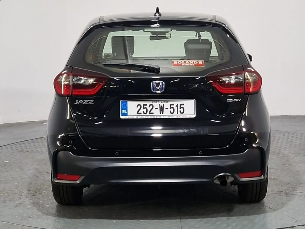Honda Jazz Ex-DEMO 1.5i-MMD HEV Elegance Auto - Image 4
