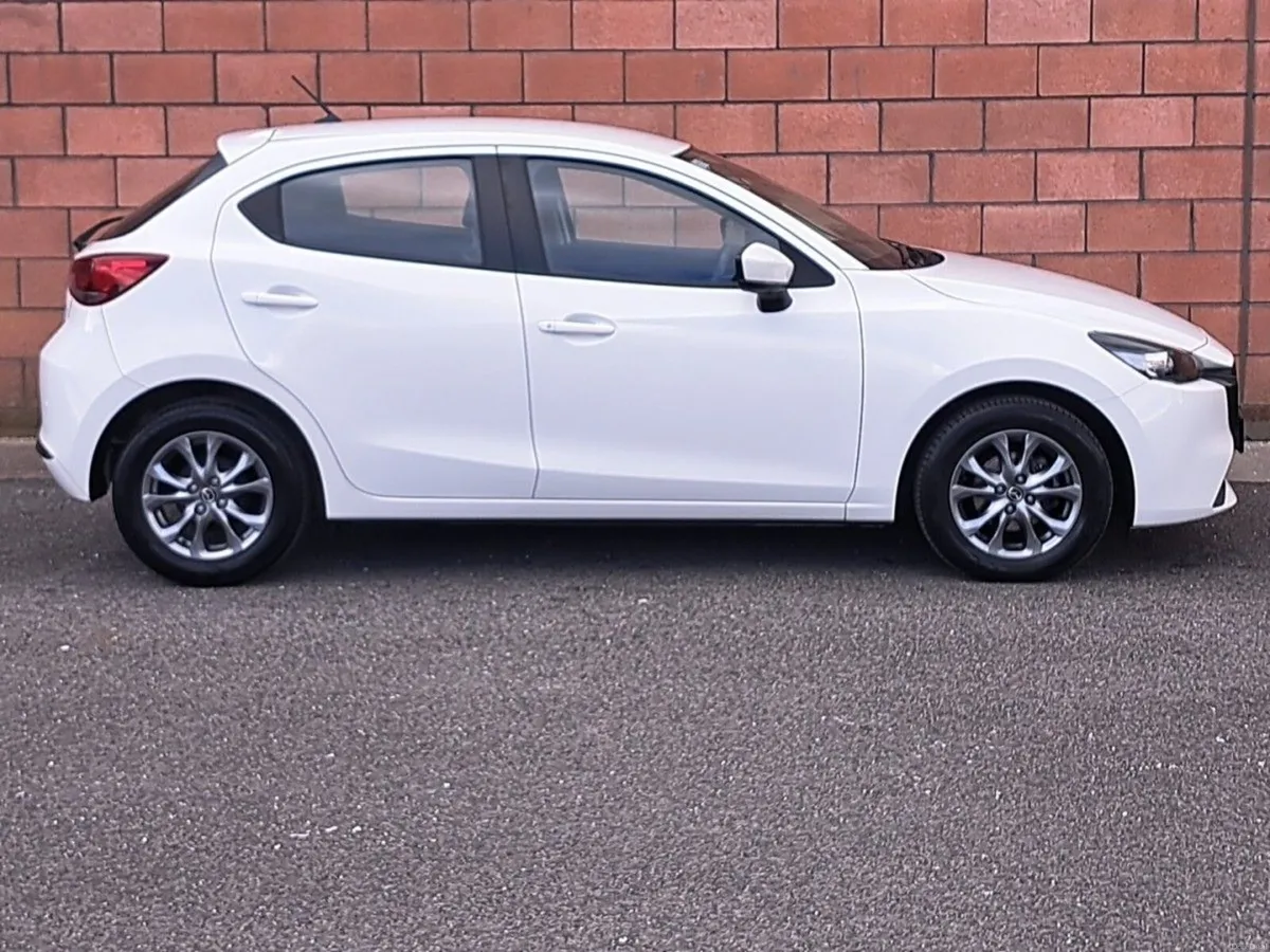 Mazda Mazda2 Centre-Line e-Skyactive 90 Bhp 1.5 Pe - Image 4