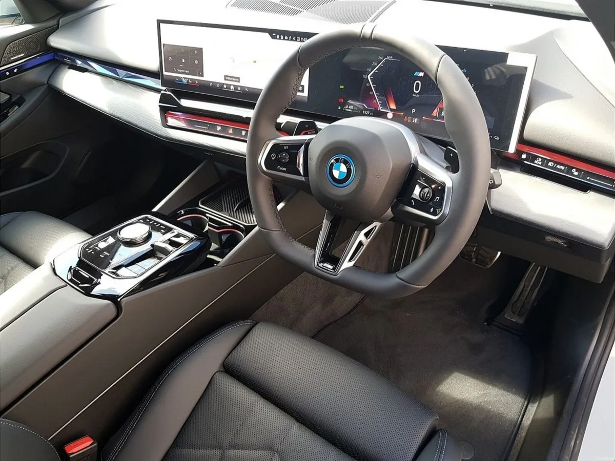 BMW 5-Series 530e M Sport - Image 6