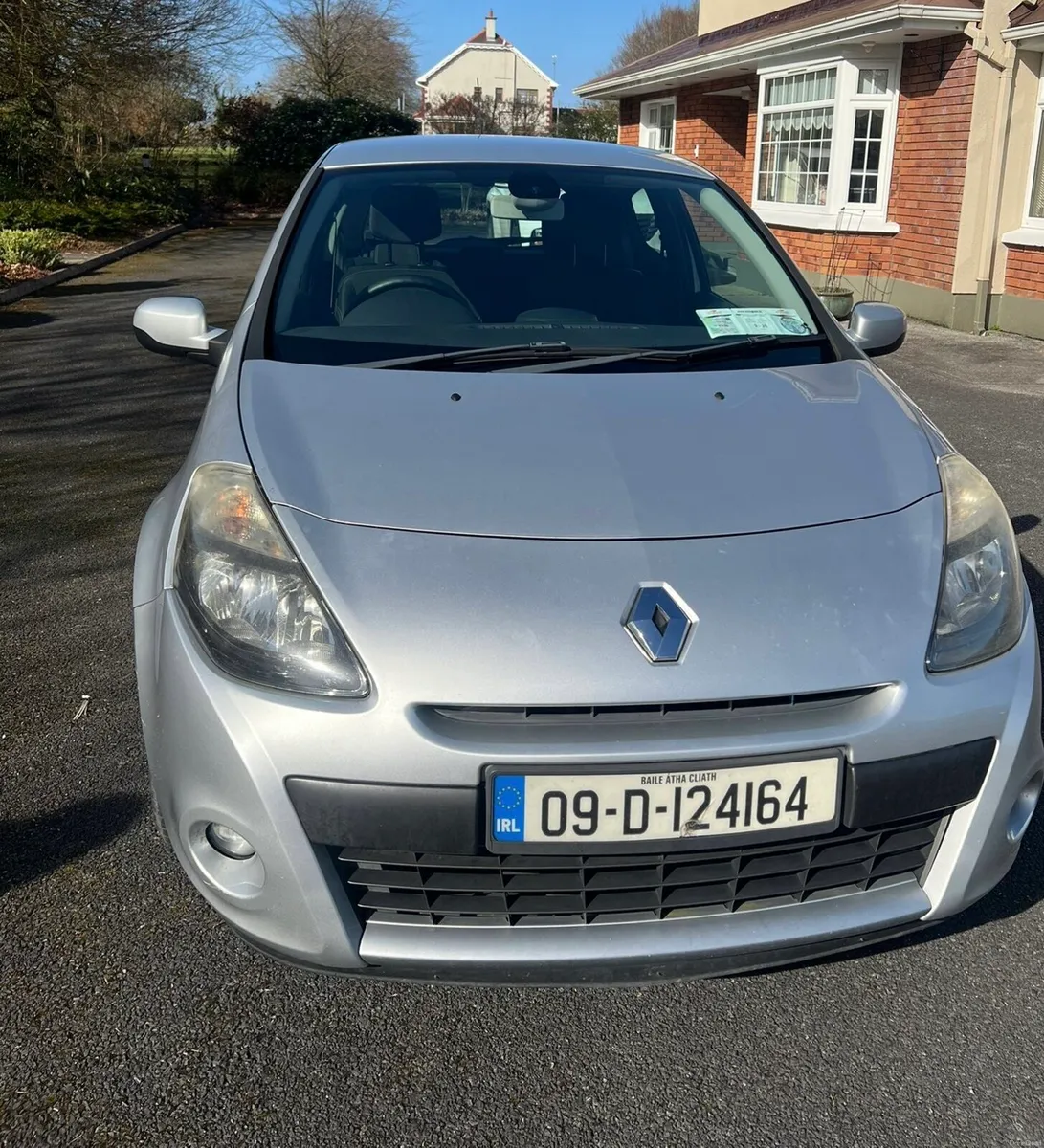 09 Clio in immaculate condition - Image 3